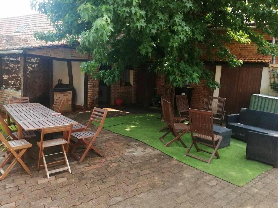 Grande Maison De Vacances Yvoy-le-Marron Εξωτερικό φωτογραφία